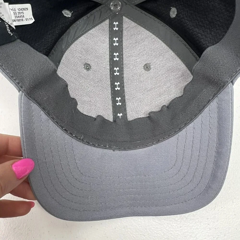 Under Armour Youth S/M‎ Hat Headline Stretch Fitted Grey Cap Back Spell Out